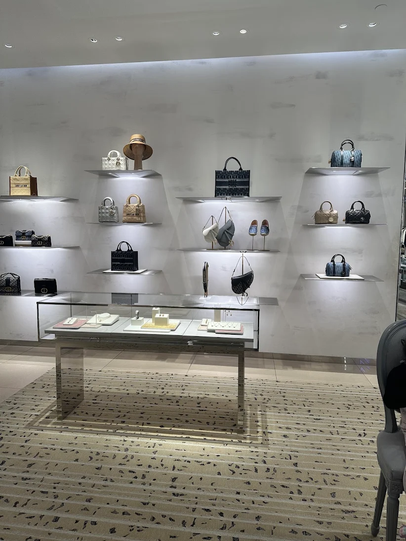 Luxury retail repaint